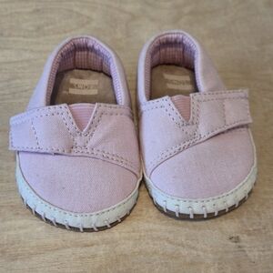 Toms Classic Pink Canvas Baby Slip On Crib Shoes Sneakers